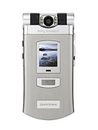 Best available price of Sony Ericsson Z800 in Main